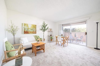 3250 Ashford St Unit F, San Diego, CA 92111