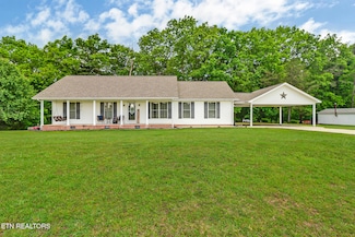82 Tower Way, Allardt, TN 38504