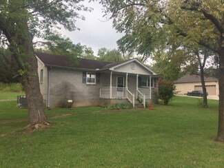909 Glenridge Ln, Nashville, TN 37221