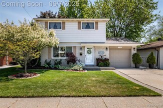 15840 E 13 Mile Rd, Roseville, MI 48066