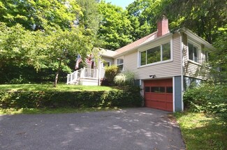 34 Mountain Rd, Hampden, MA 01036