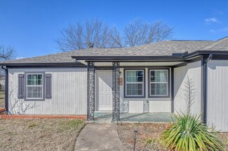 420 N 1st St, Tecumseh, OK 74873