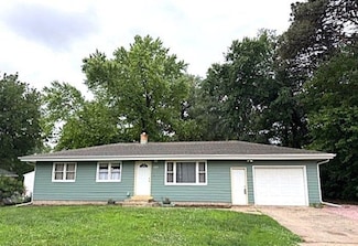809 14th St, Springfield, SD 57062