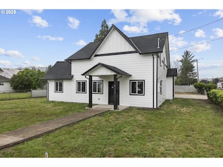 413 S Trade St, Amity, OR 97101
