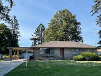 1001 E 10th St, Hobart, IN 46342
