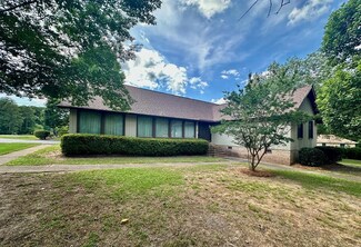 2504 Redwood Dr, Dalzell, SC 29040