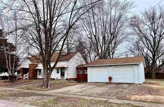 1323 Ash St, Bridgeport, IN 62417
