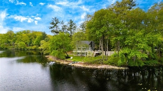 12 Hazel Point Rd, Smithfield, RI 02917