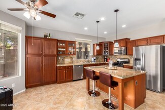 3006 W Glenhaven Dr, Phoenix, AZ 85045