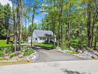 11 Lewis Rd, Sidney, ME 04330