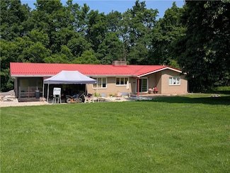 156 Sundust Rd, Eighty Four, PA 15330