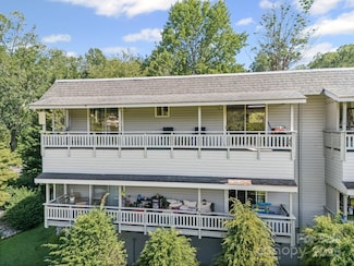 263 Fairway Ln Unit H, Spruce Pine, NC 28777