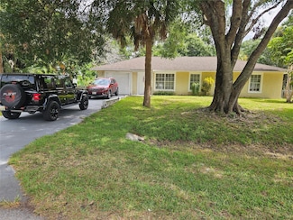 7002 Santa Clara Blvd, Fort Pierce, FL 34951