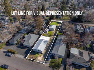115 Kenwood Ave, Medford, OR 97501