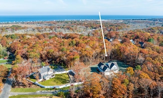 21 Manor Dr, East Sandwich, MA 02537