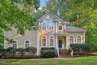 1615 Cavell Ct, Hillsborough, NC 27278