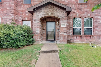1836 Pioneer Way, Lancaster, TX 75146