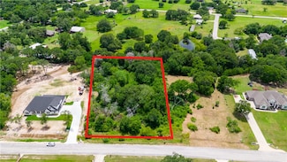 7620 Field Creek Estates Dr, Bryan, TX 77808