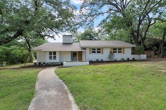3016 Nottingham Dr, Denton, TX 76209