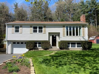 90 Jackson St, Holden, MA 01520