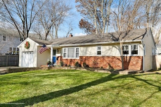 15 Allenhurst Ave, Oceanport, NJ 07757