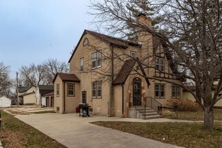 510 4th St, Kenyon, MN 55946