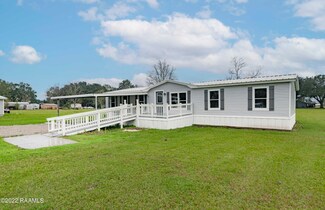 1161 Cormier Rd Unit B, Breaux Bridge, LA 70517