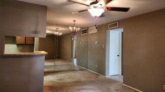 10601 South Dr Unit 130, Houston, TX 77099