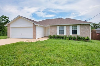 167 Nicole Ln, Crestview, FL 32539