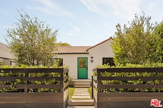 623 N Sierra Bonita Ave, Los Angeles, CA 90036
