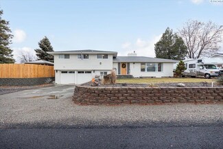 1819 W 12th Ave, Kennewick, WA 99337