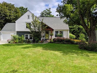 4261 Trailing Dr, Buffalo, NY 14221