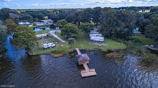 48 Harbor Cir, Astatula, FL 34705
