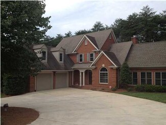 4787 Conner Creek Dr, Signal Mountain, TN 37377