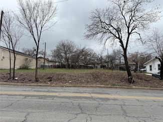 2612 Bishop St, Fort Worth, TX 76105
