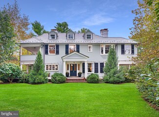 455 Saint Davids Ave, Wayne, PA 19087