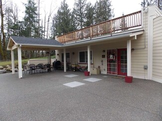 17039 Russian Hill Ln SE, Rainier, WA 98576