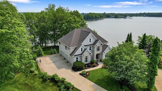 23916 Old 16 Rd, Centreville, MI 49032