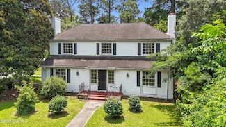 1200 W Lenoir Ave, Kinston, NC 28501