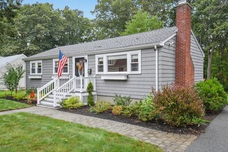 7 Walnut Rd, Chelmsford, MA 01824