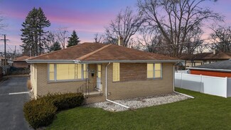18416 Arcadia Ave, Lansing, IL 60438
