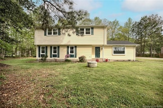 5090 Aberdeen Creek Rd, Gloucester, VA 23061