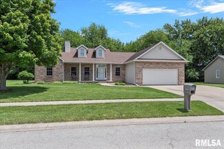 530 Heathrow Ln, Rochester, IL 62563