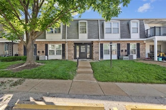 1677 Herault Place Unit H, Saint Louis, MO 63125