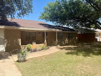 1626 Catalina Dr, San Angelo, TX 76901