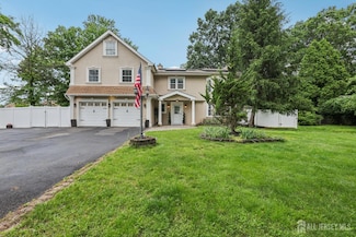 364 Grandview Ave, Piscataway, NJ 08854