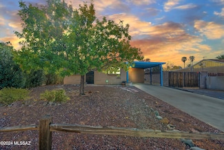 3250 E 25th St, Tucson, AZ 85713