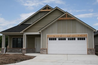 2016 W 12th St N, Wichita, KS 67203