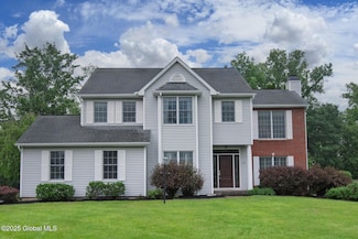 424 Pinkster Ln, Slingerlands, NY 12159