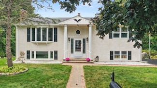 168 N Marion St, Fall River, MA 02723